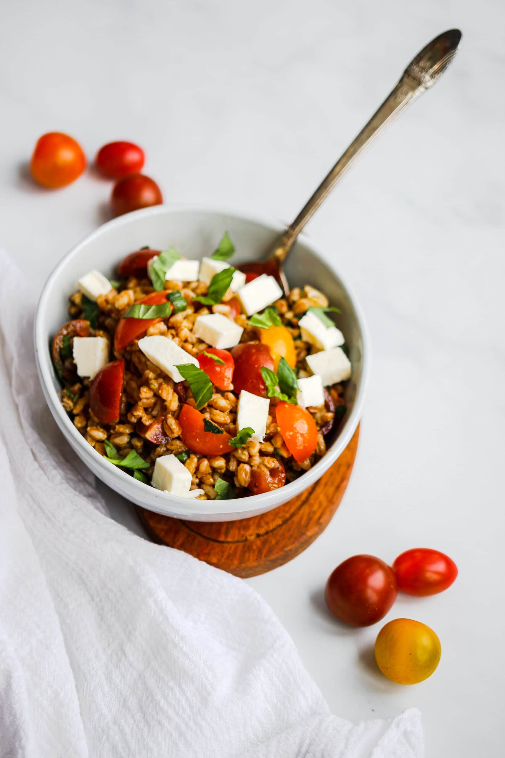 Caprese Farro Salad Run to the Table