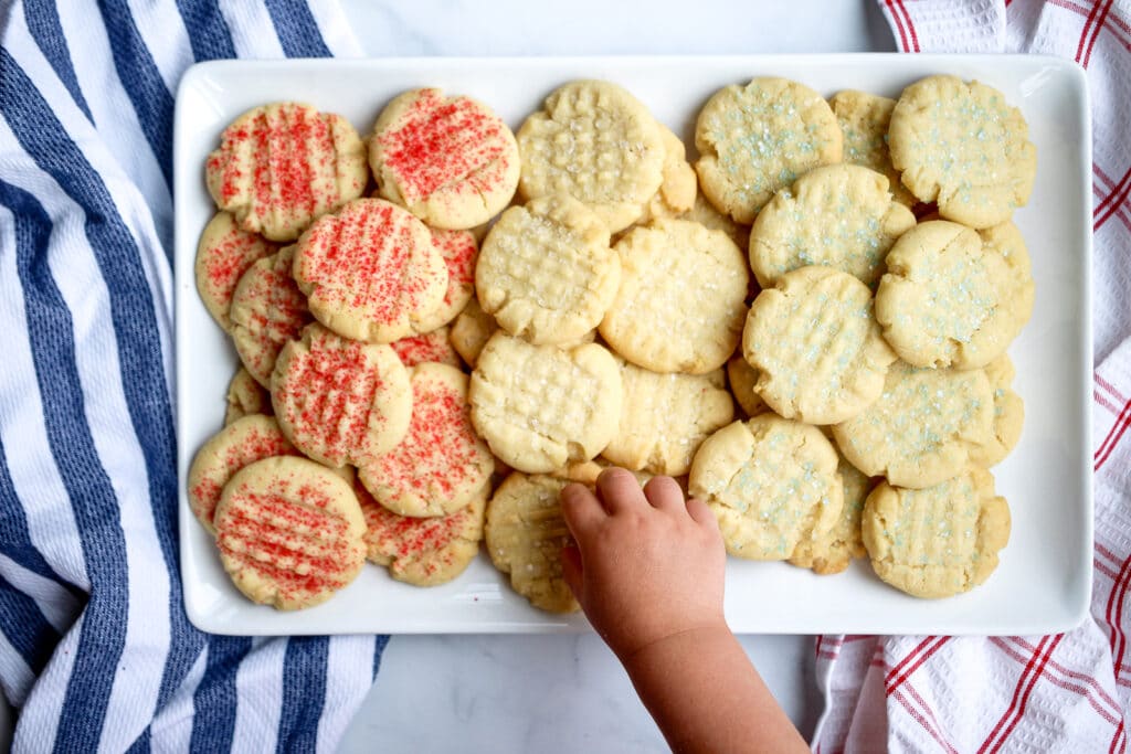 Lots of sugar cookies ready to be enjoyed.