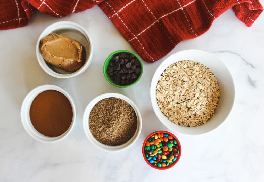 Ingredients needed for this recipe in bowls.