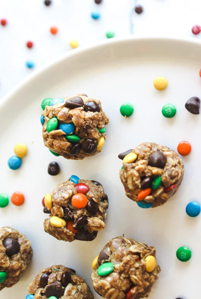 Monster energy oat balls on a platter with extra mini m&ms.